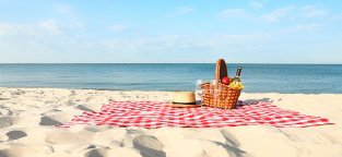 Cosa portare da Mangiare in Spiaggia: Idee per un Pranzo Fresco e Leggero